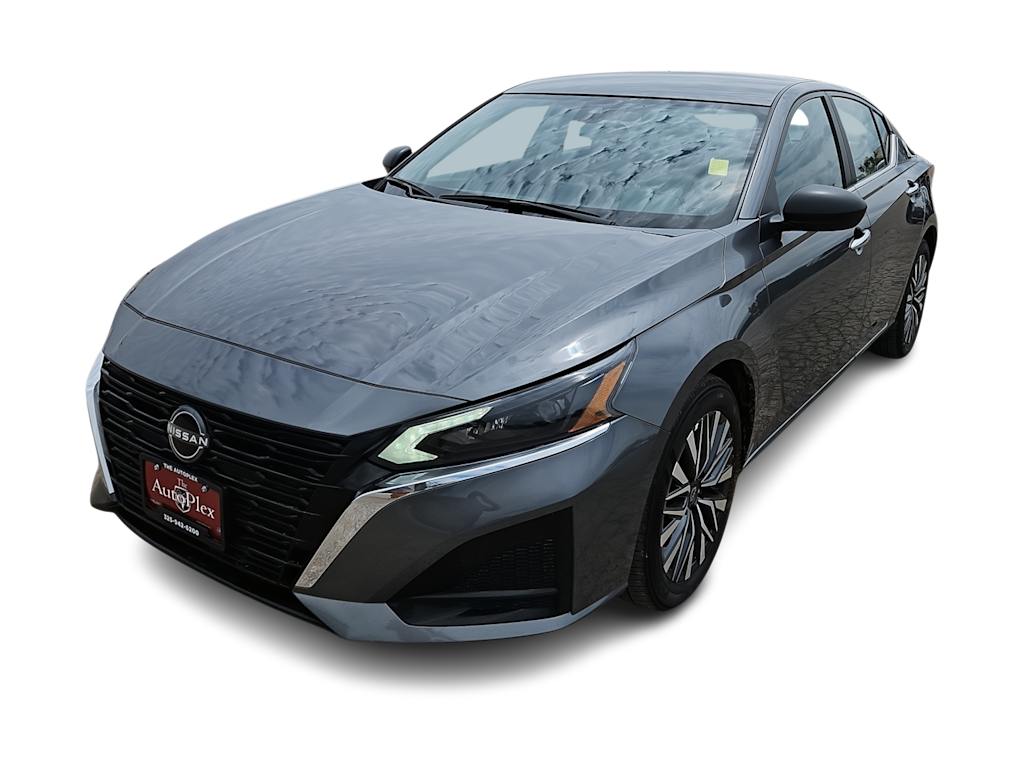 Thumbnail: 2025 Nissan Altima - 17