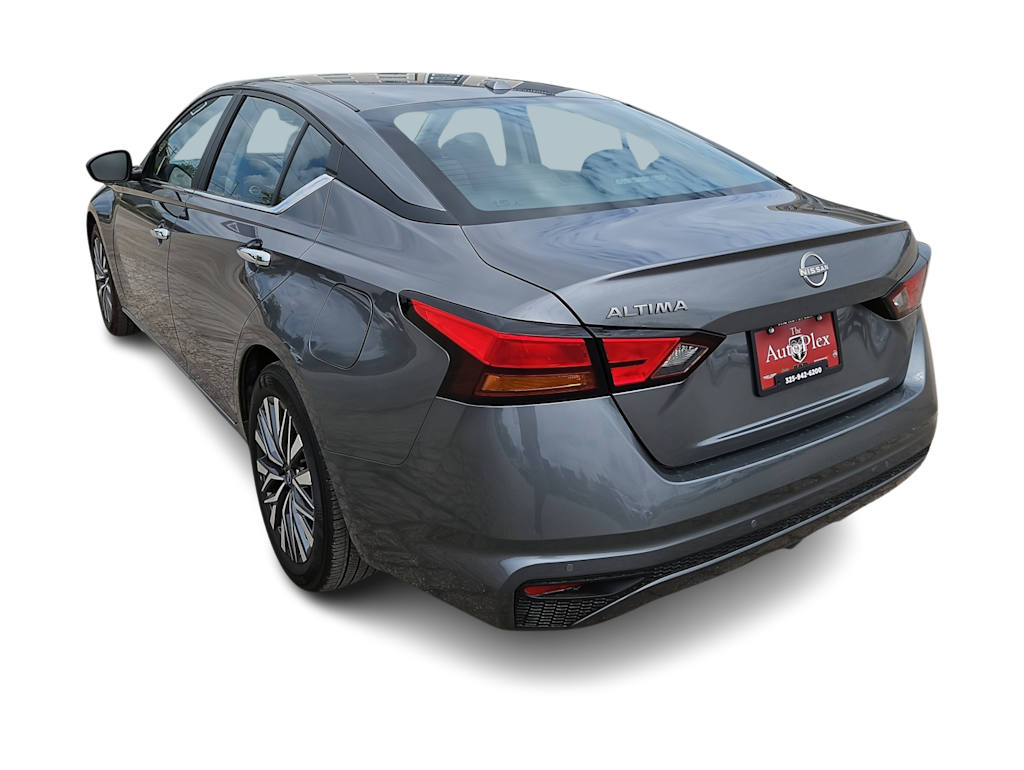 Thumbnail: 2025 Nissan Altima - 4
