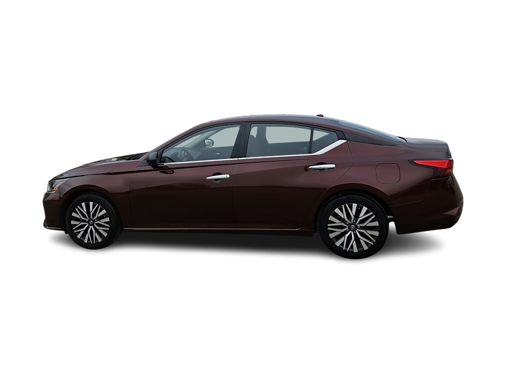 Thumbnail: 2024 Nissan Altima - 3