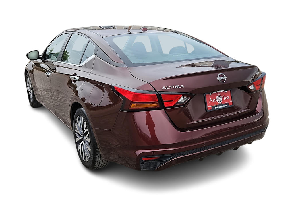 Thumbnail: 2024 Nissan Altima - 4