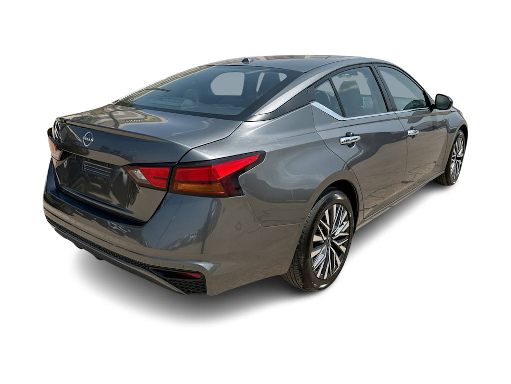 Thumbnail: 2025 Nissan Altima - 22