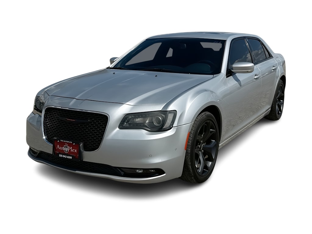 Thumbnail: 2021 Chrysler 300 - 18