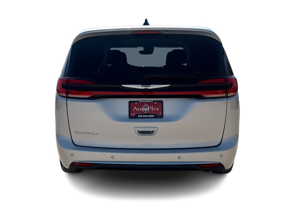 Thumbnail: 2024 Chrysler Pacifica - 26