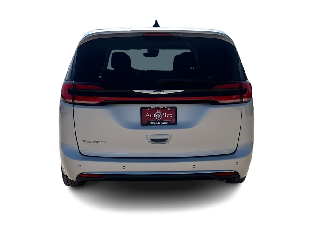 Thumbnail: 2024 Chrysler Pacifica - 5