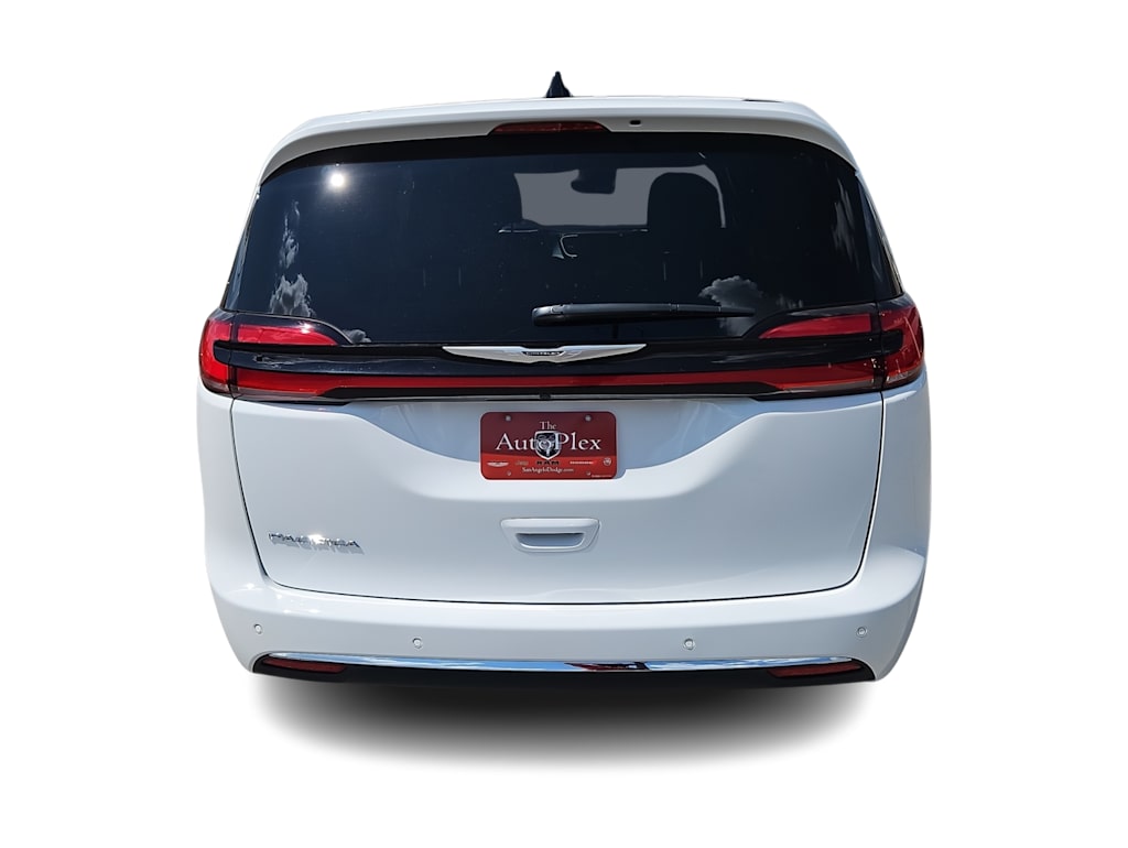 Thumbnail: 2025 Chrysler Pacifica - 5