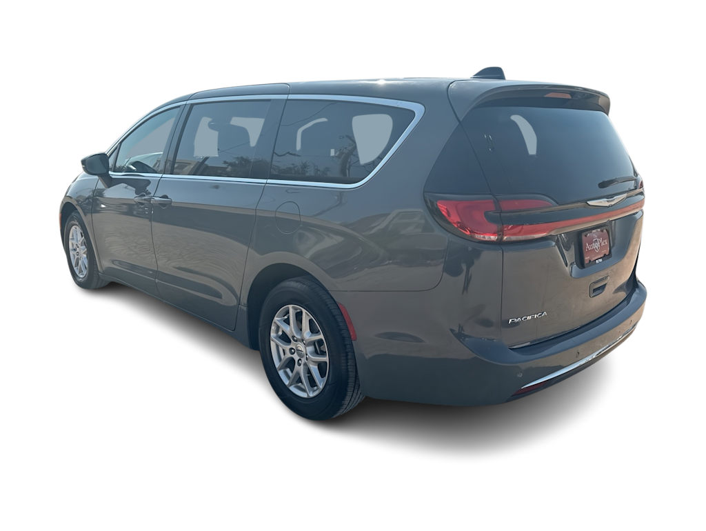 Thumbnail: 2025 Chrysler Pacifica - 4