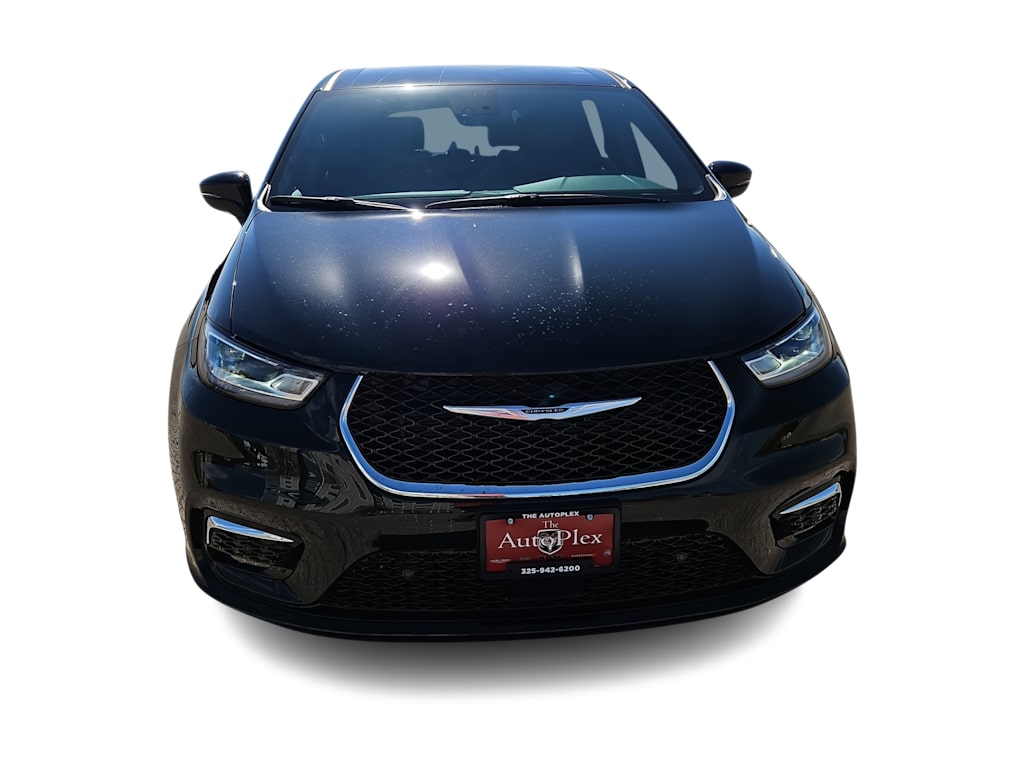 Thumbnail: 2026 Chrysler Pacifica - 18