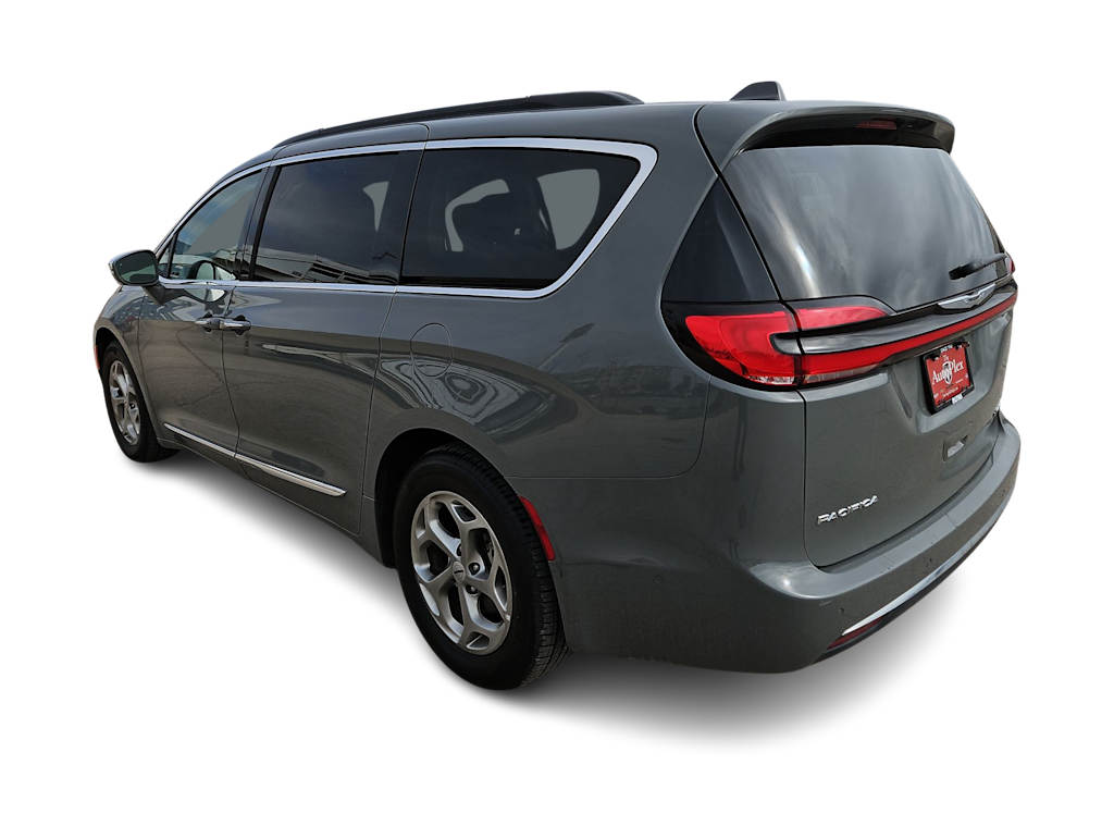 2022 Chrysler Pacifica Limited 21