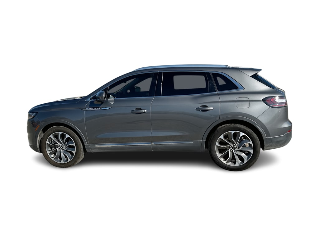 Thumbnail: 2023 Lincoln Nautilus - 22