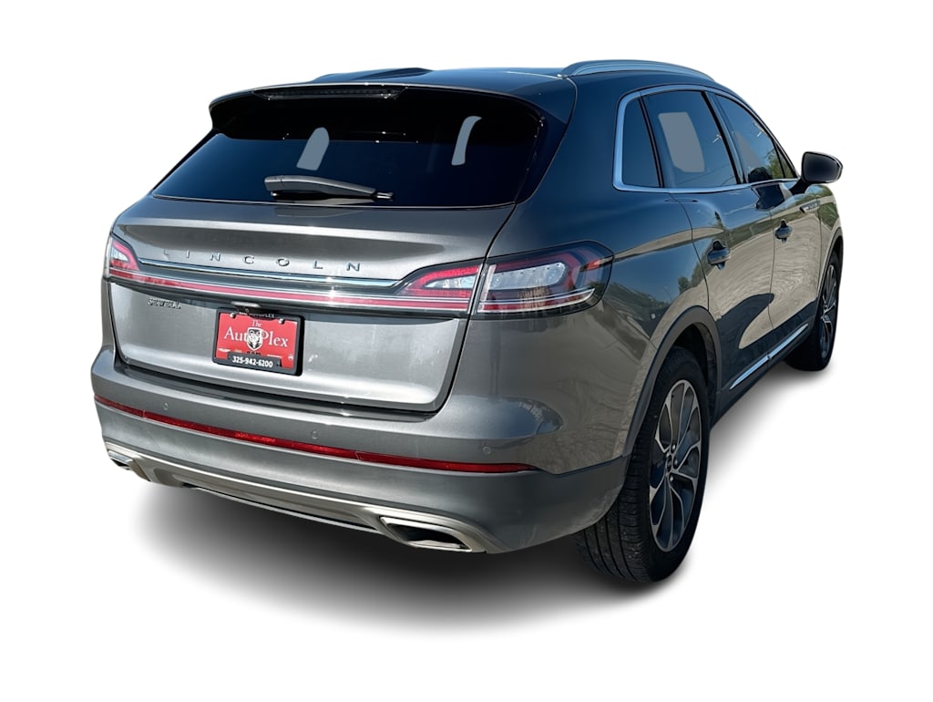 Thumbnail: 2023 Lincoln Nautilus - 20