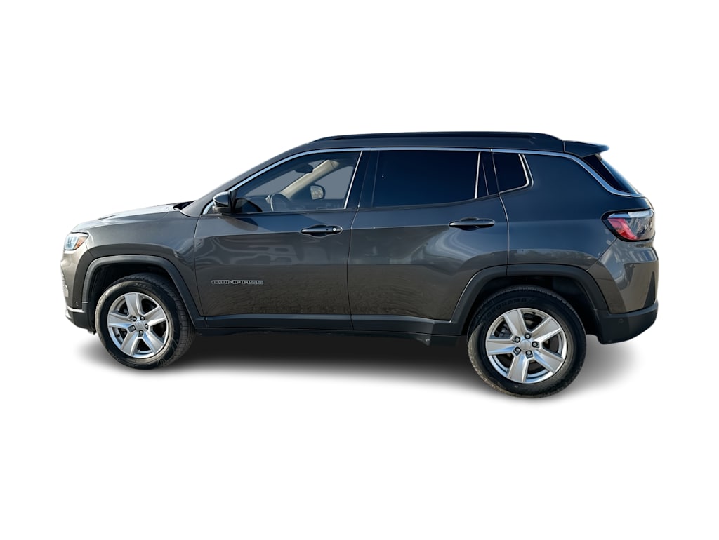Thumbnail: 2022 Jeep Compass - 22