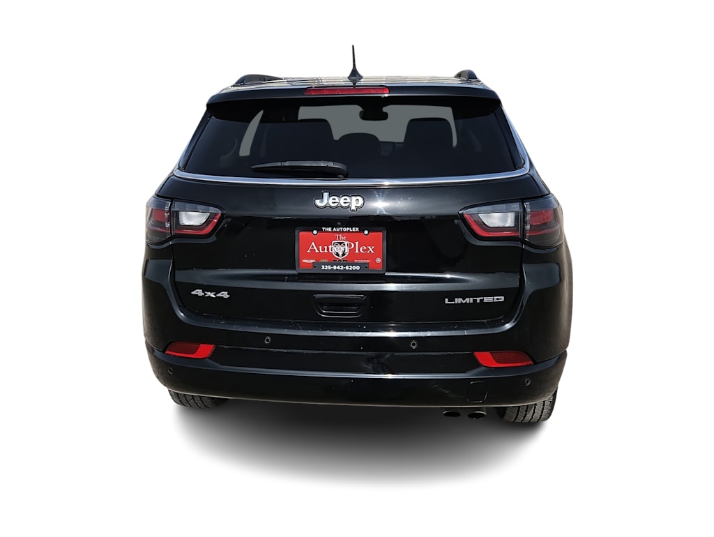 Thumbnail: 2022 Jeep Compass - 18