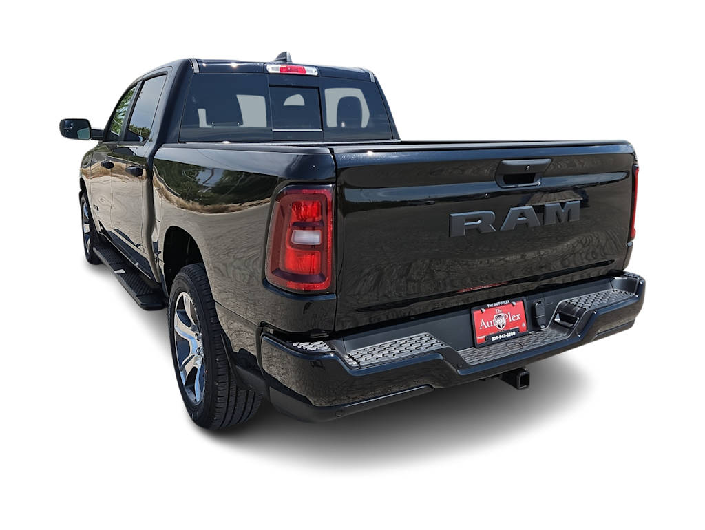 Thumbnail: 2026 RAM 1500 - 4