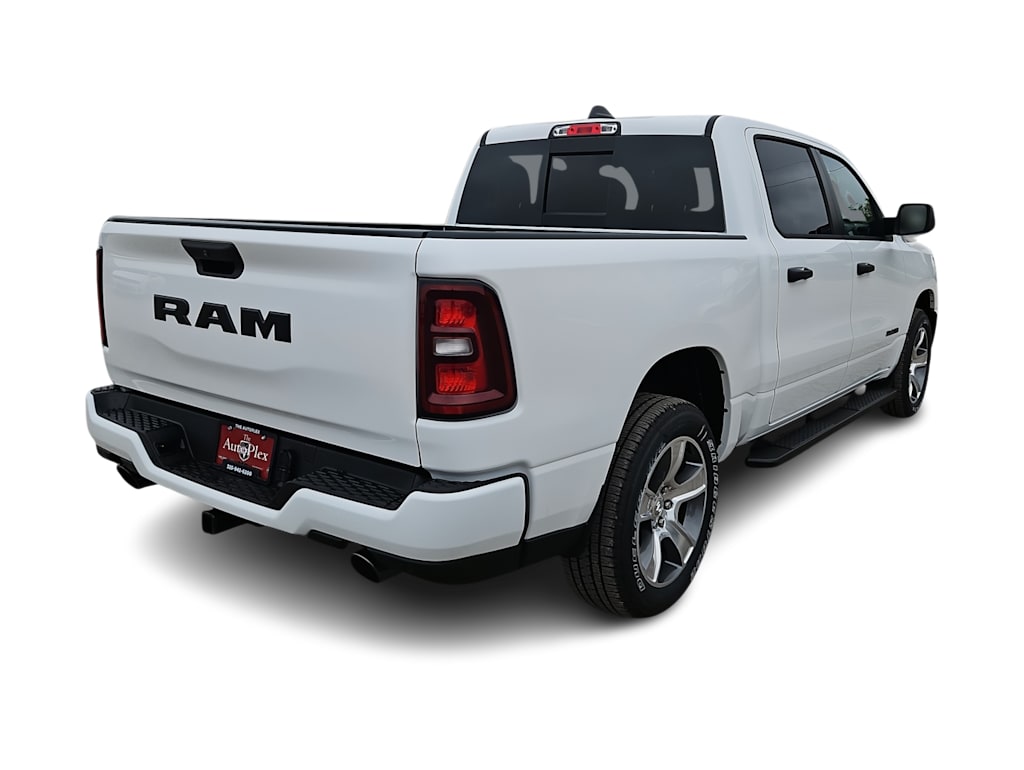 Thumbnail: 2026 RAM 1500 - 17