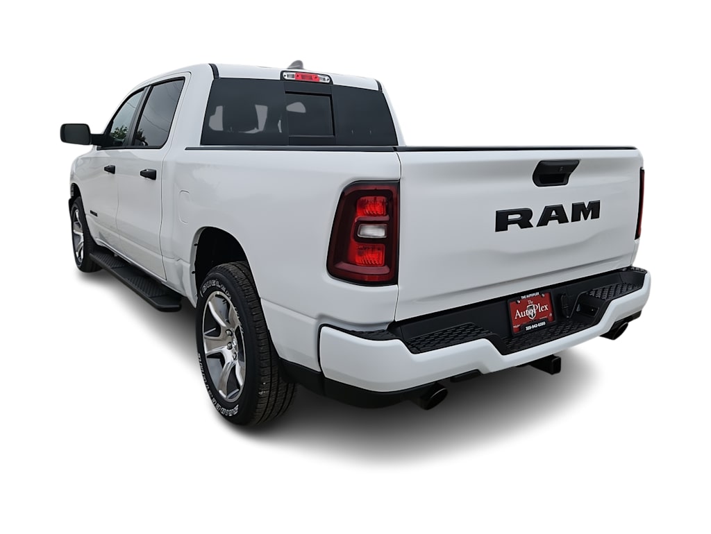 Thumbnail: 2026 RAM 1500 - 4
