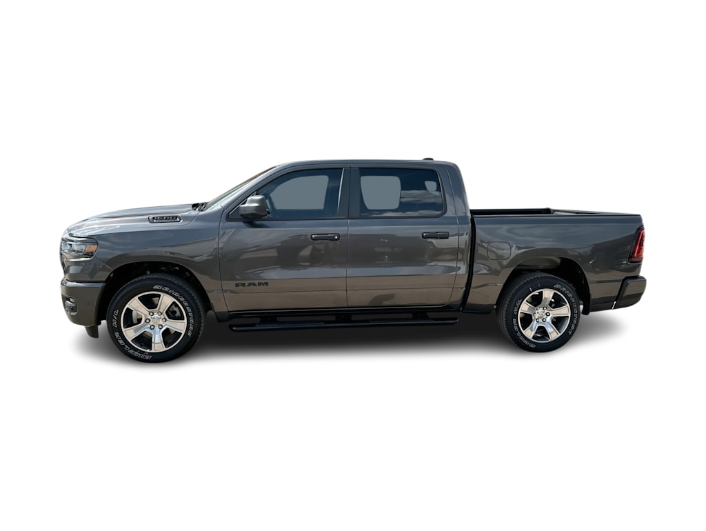 Thumbnail: 2026 RAM 1500 - 3