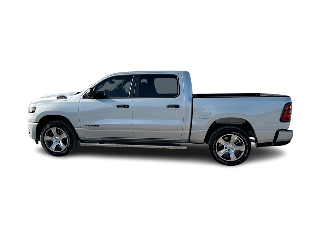 Thumbnail: 2026 RAM 1500 - 3