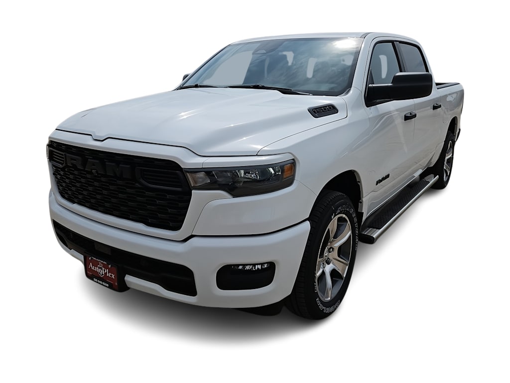 Thumbnail: 2026 RAM 1500 - 17