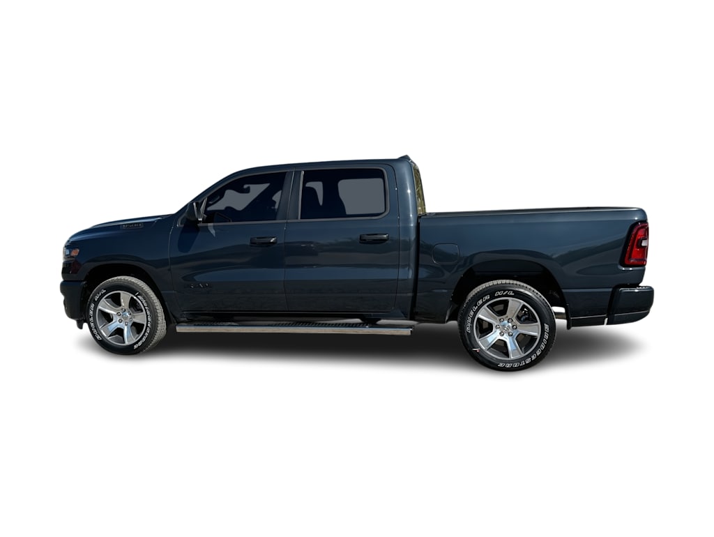 Thumbnail: 2026 RAM 1500 - 3