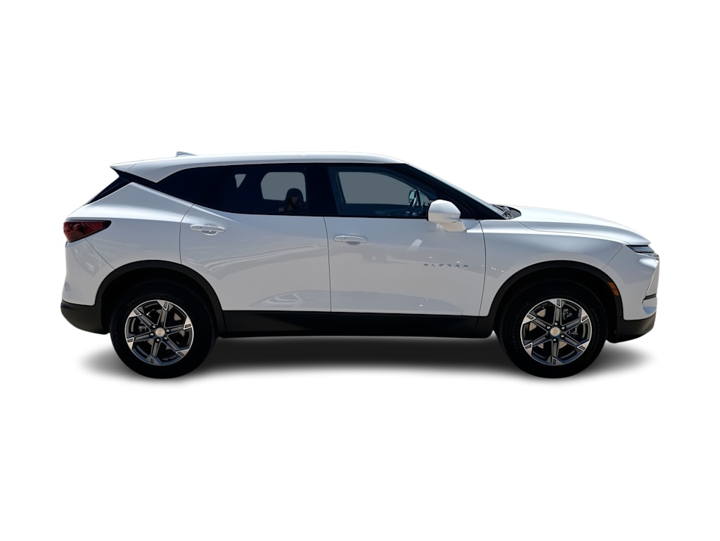 Thumbnail: 2025 Chevrolet Blazer - 23