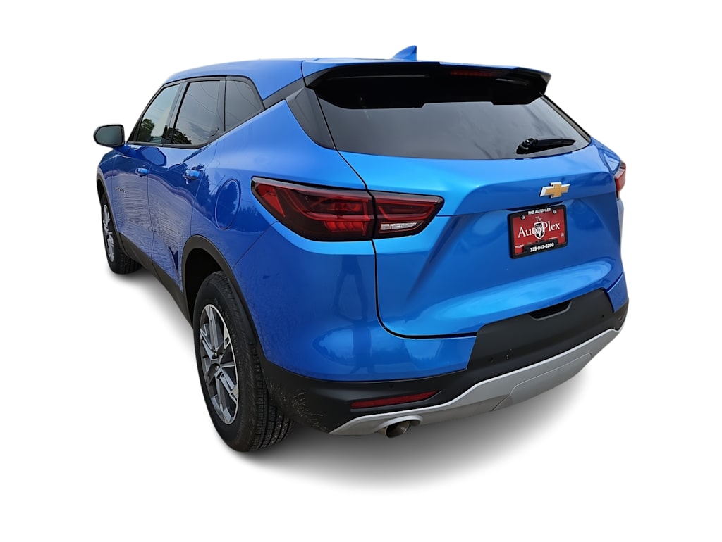 Thumbnail: 2026 Chevrolet Blazer - 4