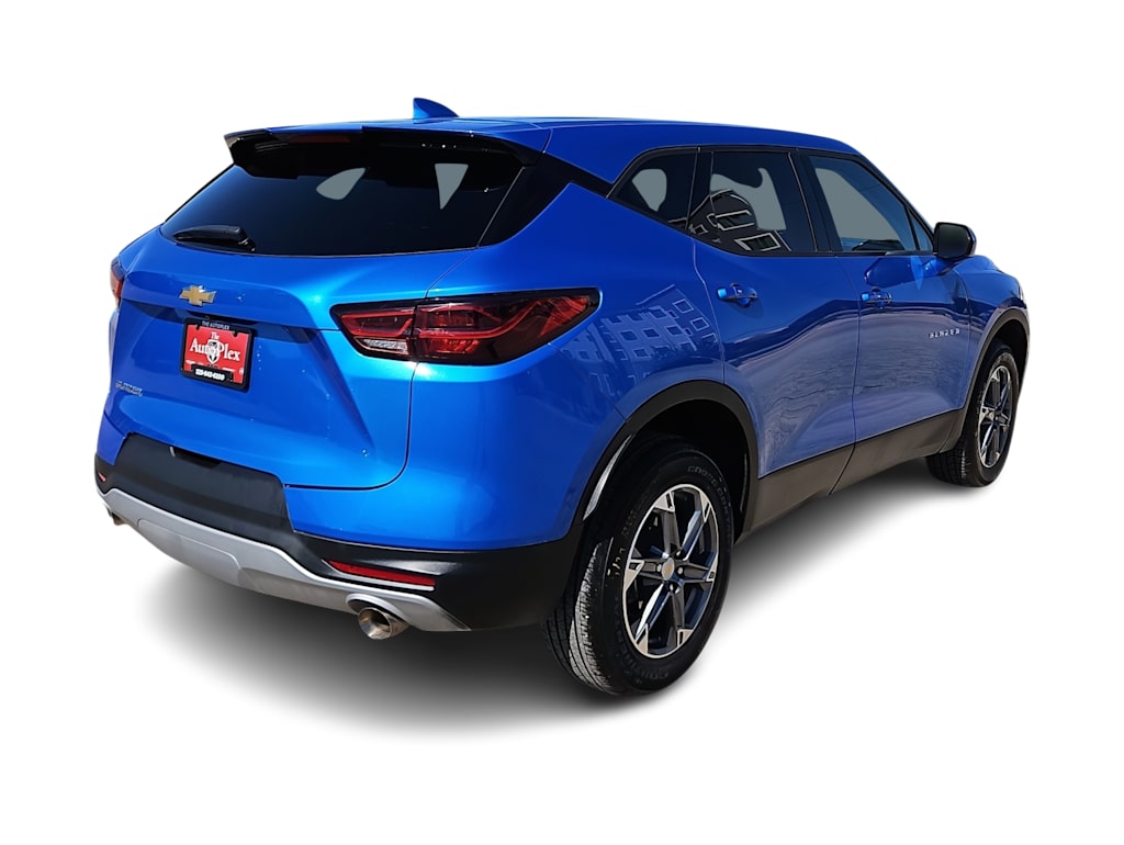 Thumbnail: 2024 Chevrolet Blazer - 18