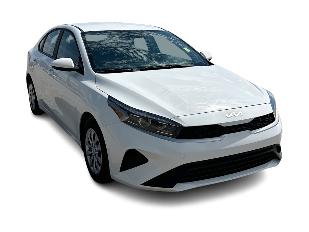 Thumbnail: 2024 Kia Forte - 18