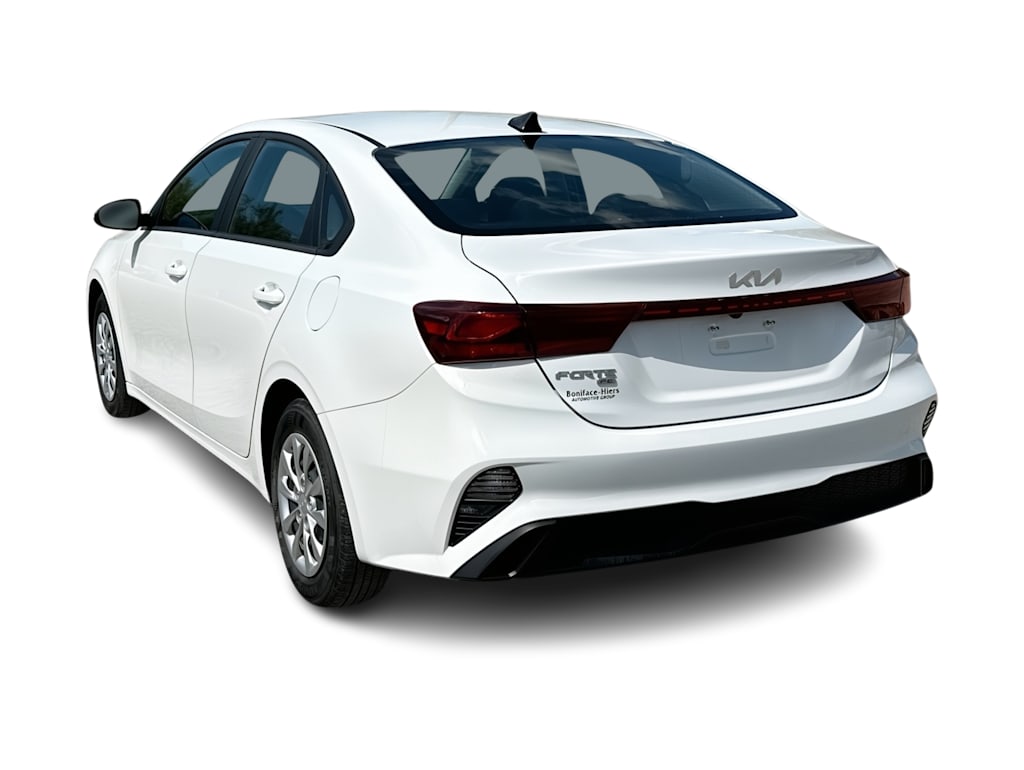 Thumbnail: 2024 Kia Forte - 24