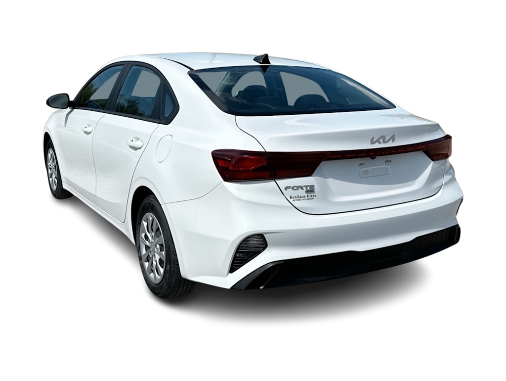 Thumbnail: 2024 Kia Forte - 4