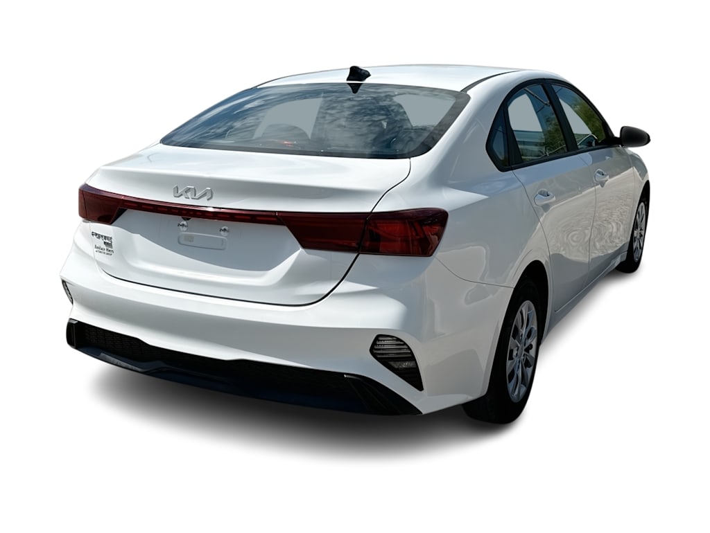 Thumbnail: 2024 Kia Forte - 21