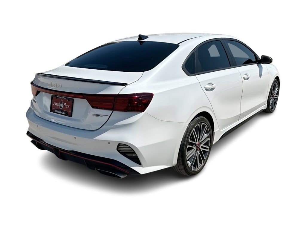 Thumbnail: 2024 Kia Forte - 21