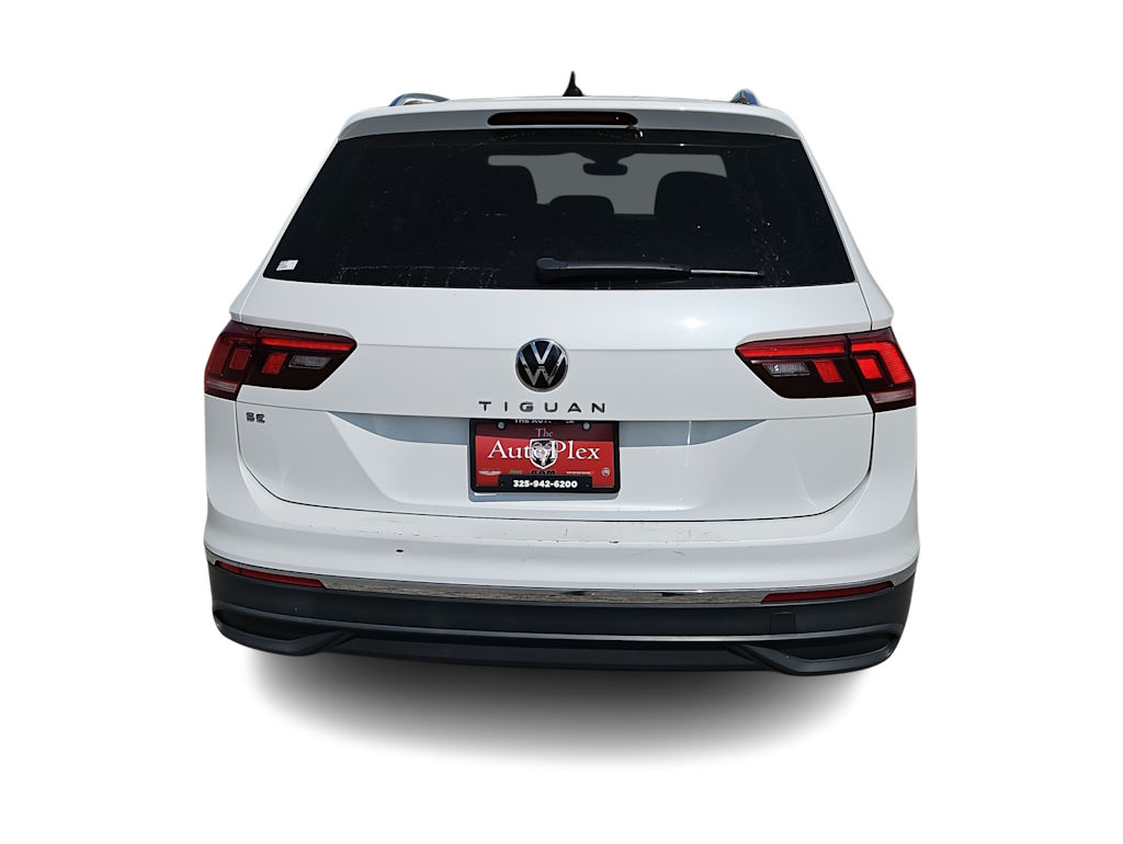 Thumbnail: 2023 Volkswagen Tiguan - 5
