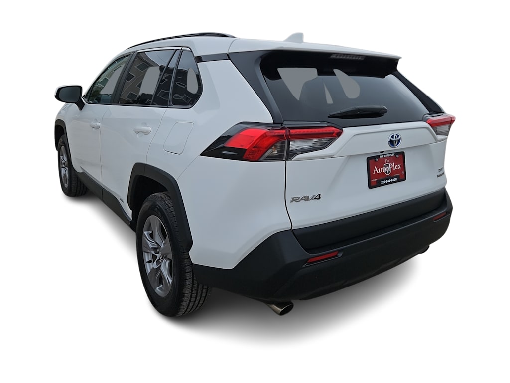 Thumbnail: 2022 Toyota RAV4 - 4