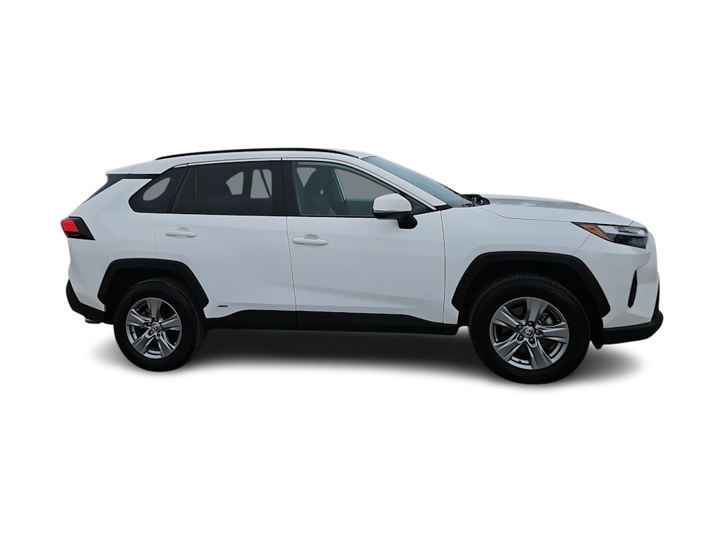 Thumbnail: 2022 Toyota RAV4 - 20