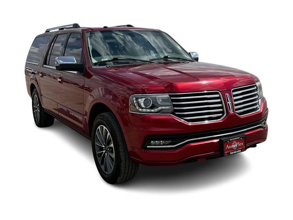 Thumbnail: 2016 Lincoln Navigator L - 19