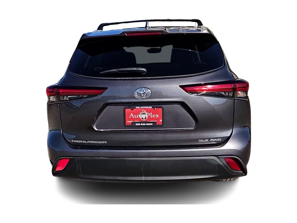 Thumbnail: 2022 Toyota Highlander - 5