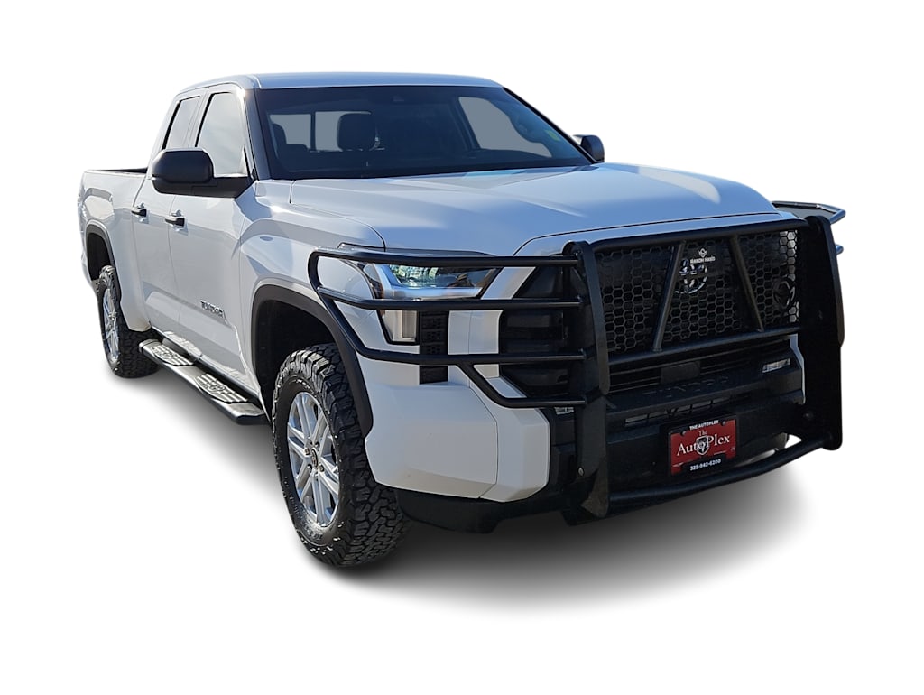 Thumbnail: 2023 Toyota Tundra - 16
