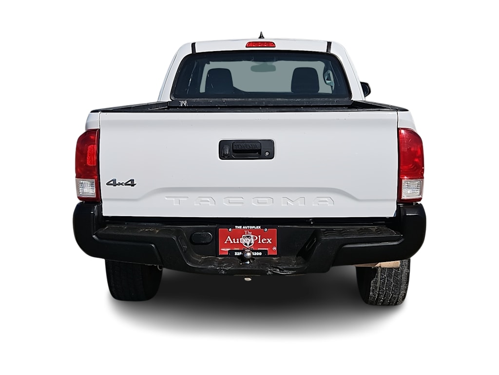 Thumbnail: 2017 Toyota Tacoma - 17