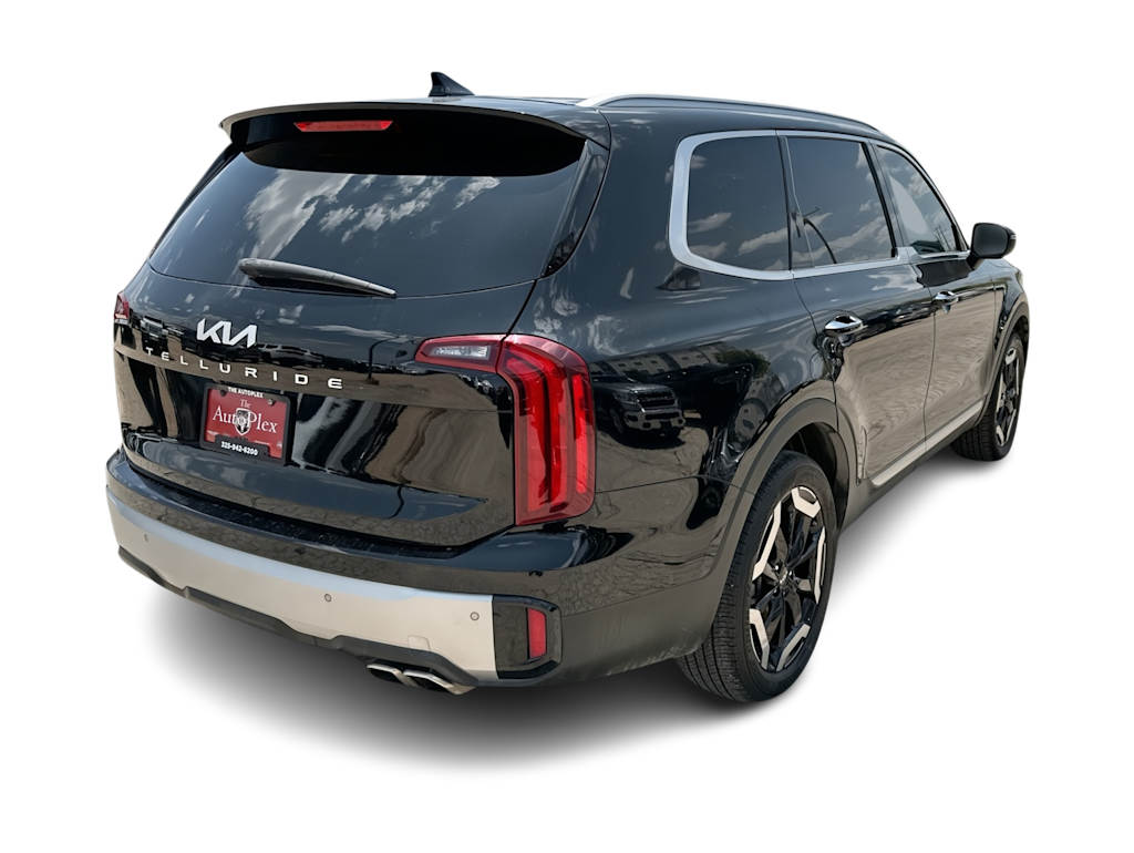 Thumbnail: 2023 Kia Telluride - 21