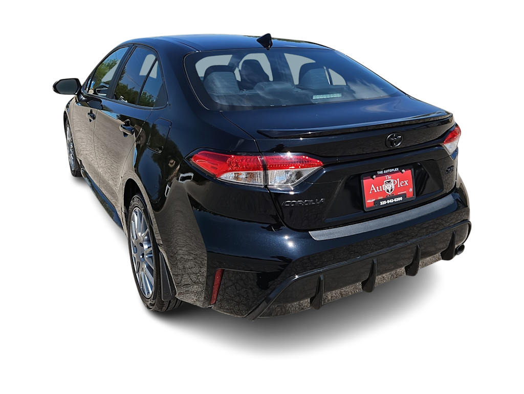 Thumbnail: 2024 Toyota Corolla - 4