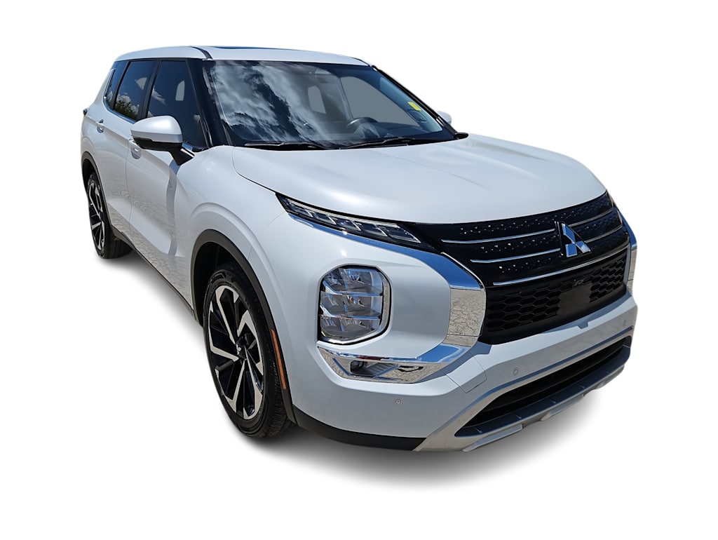 Thumbnail: 2024 Mitsubishi Outlander - 18