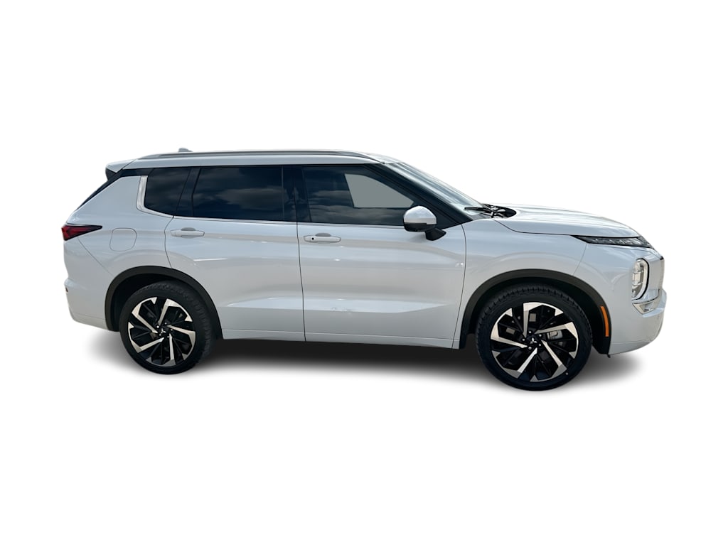Thumbnail: 2022 Mitsubishi Outlander - 20