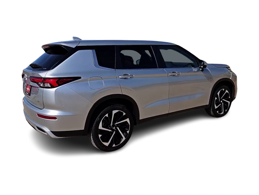 Thumbnail: 2024 Mitsubishi Outlander - 20
