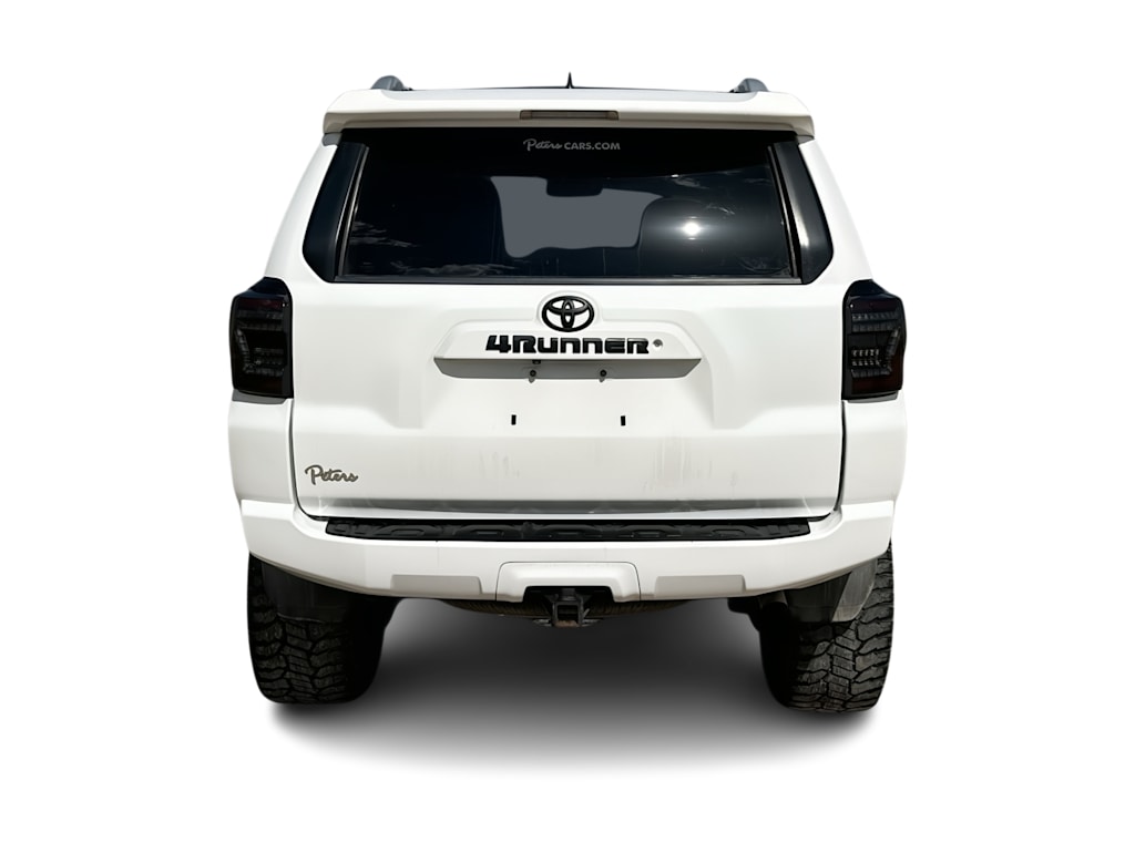 Thumbnail: 2018 Toyota 4Runner - 21