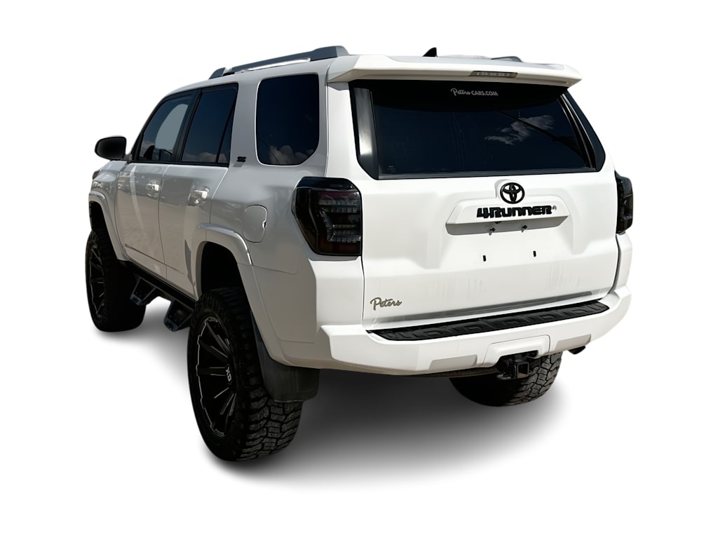 Thumbnail: 2018 Toyota 4Runner - 25