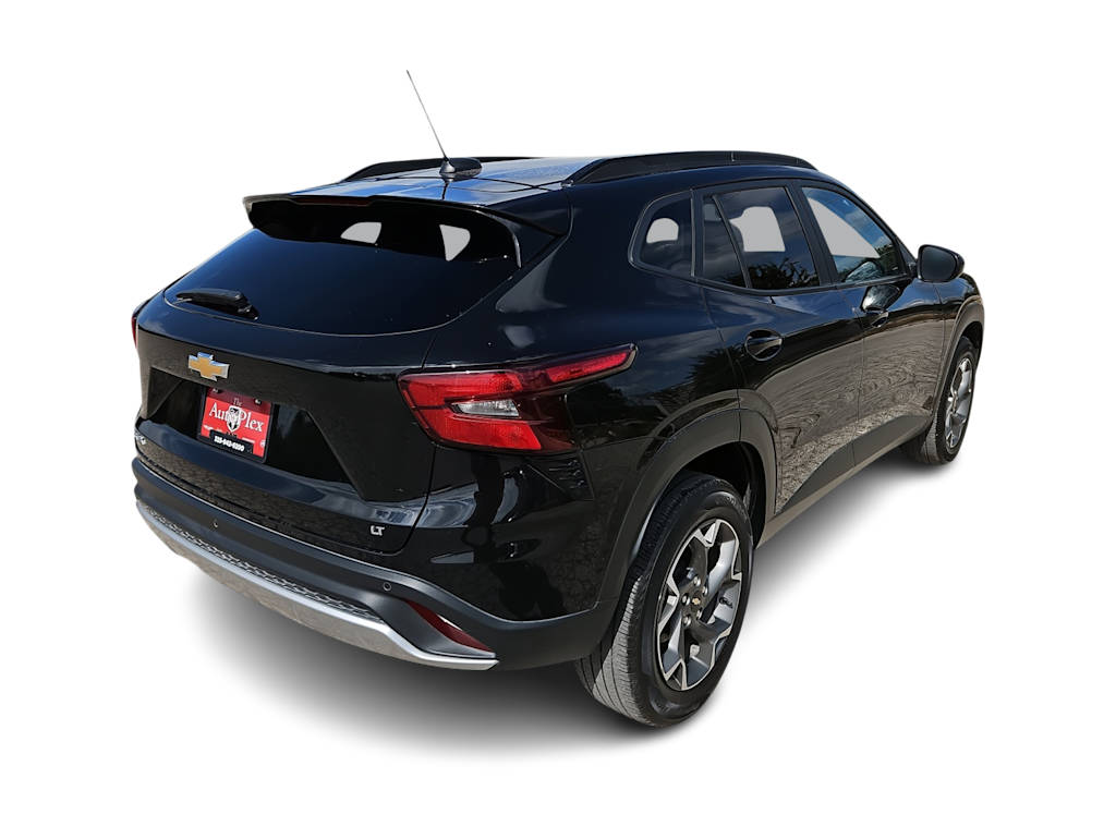 Thumbnail: 2025 Chevrolet Trax - 18
