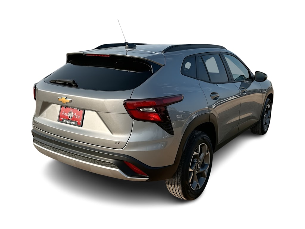 Thumbnail: 2025 Chevrolet Trax - 22