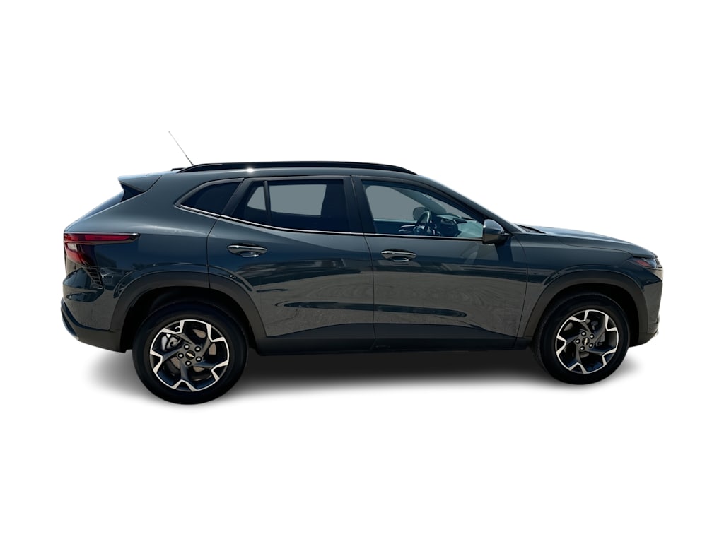 Thumbnail: 2025 Chevrolet Trax - 24