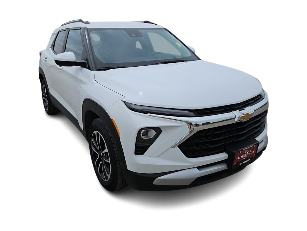 Thumbnail: 2025 Chevrolet TrailBlazer - 17
