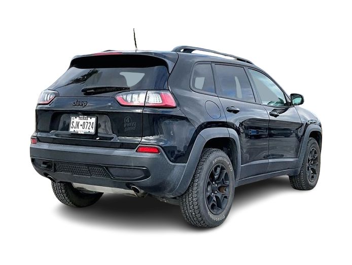 Thumbnail: 2022 Jeep Cherokee - 16